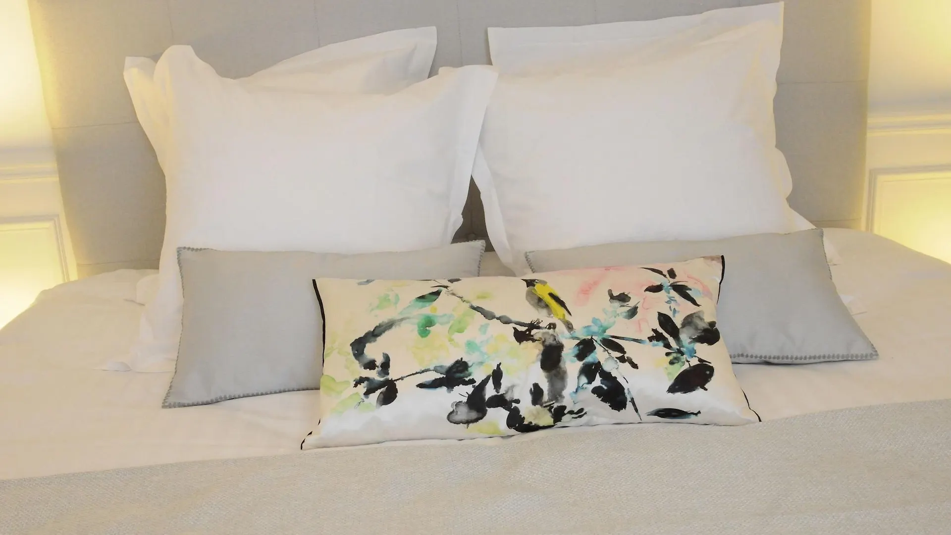 Bed & Breakfast Relais12bis By Eiffel Tower 3*
