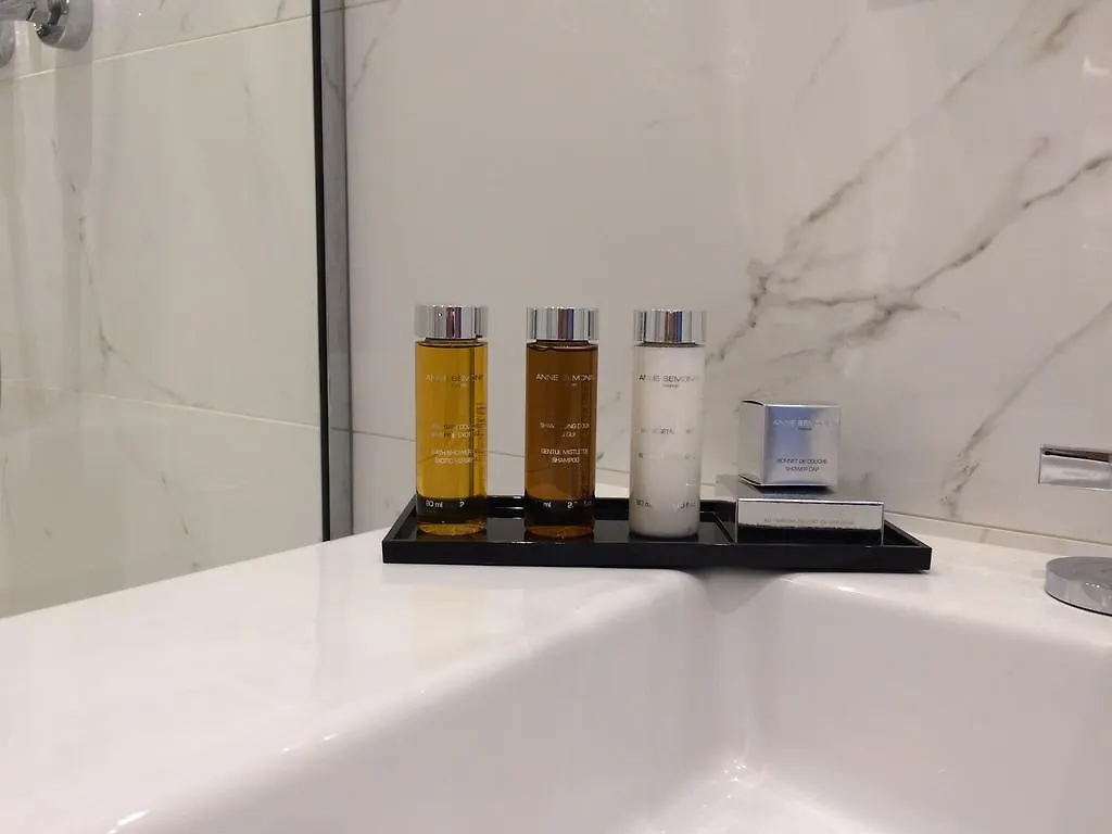 Relais12bis By Eiffel Tower فندق مبيت وإفطار