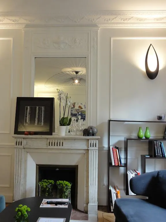 Relais12bis By Eiffel Tower Paris