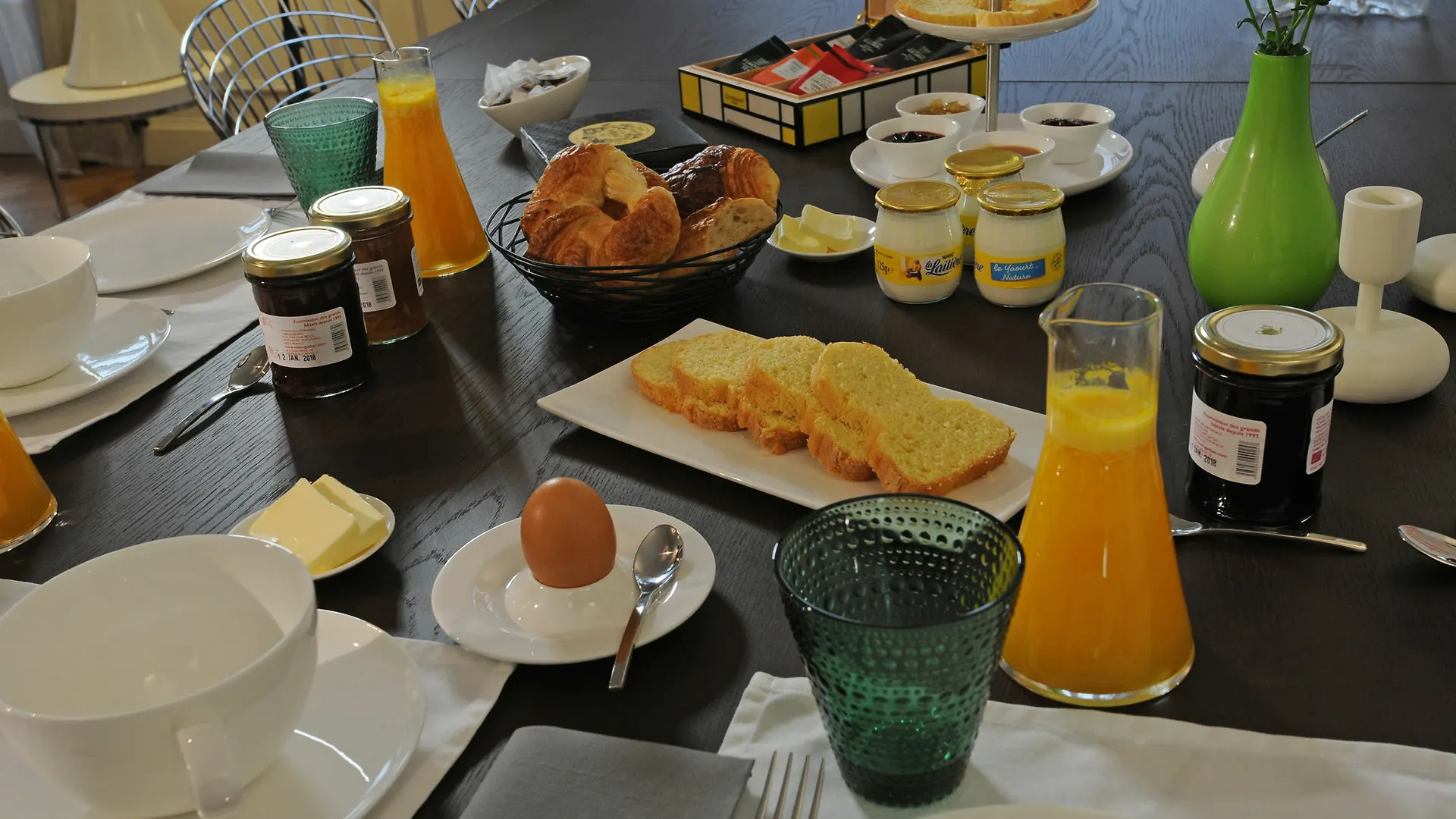 Relais12bis By Eiffel Tower Bed & Breakfast